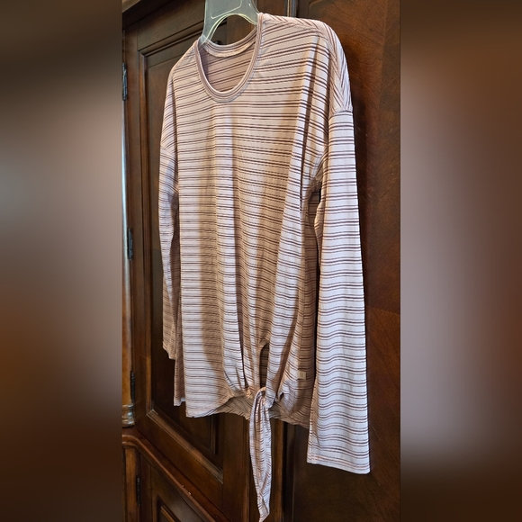 Lululemon Tie Your Practice Long Sleeve *Stripe Vintage Mauve - Picture 6 of 12